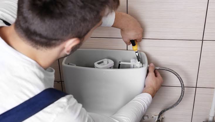 Tesisat Hizmetleri - Klozet tamiri ve lavabo montajı